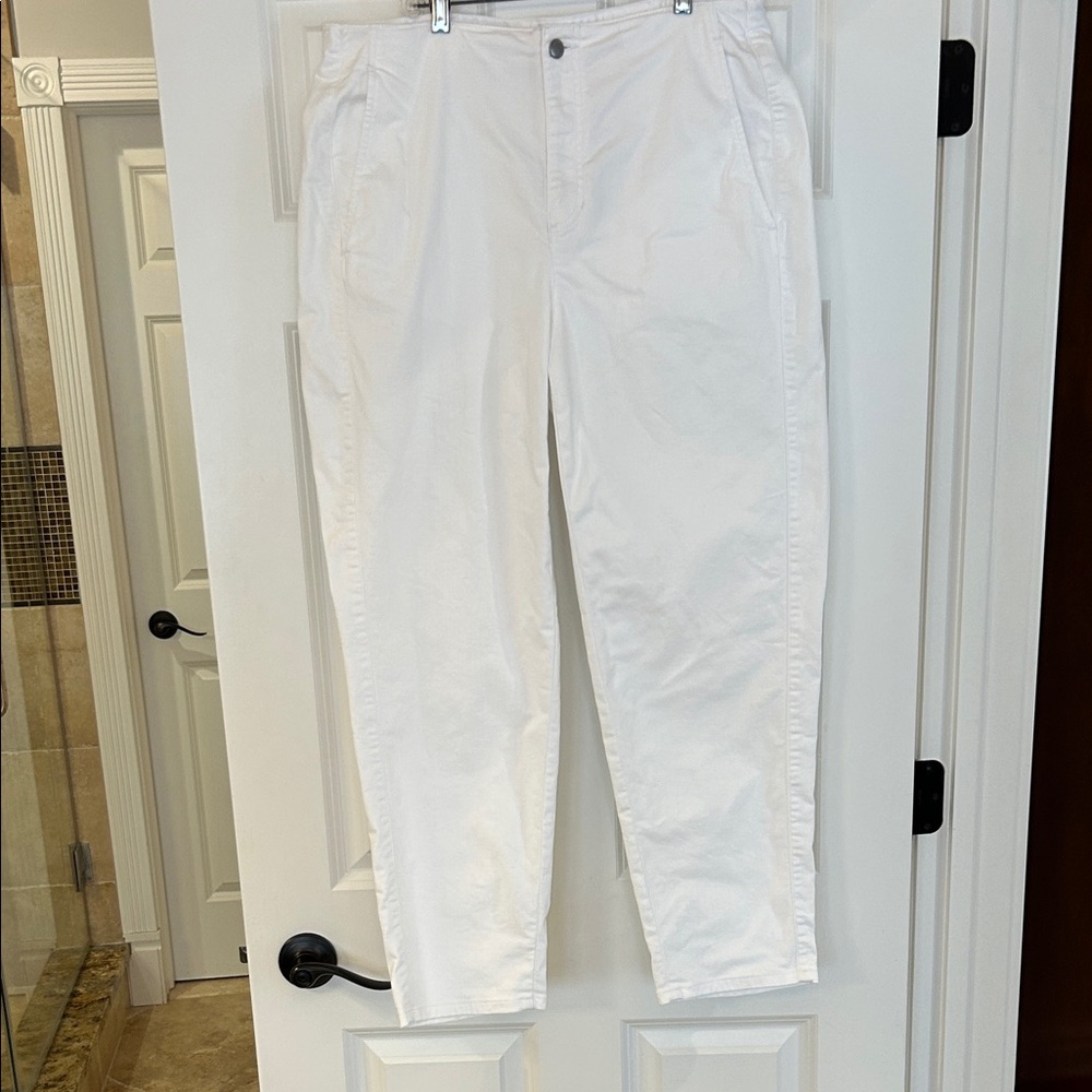 Eileen Fisher white Straight Leg Jean like pants